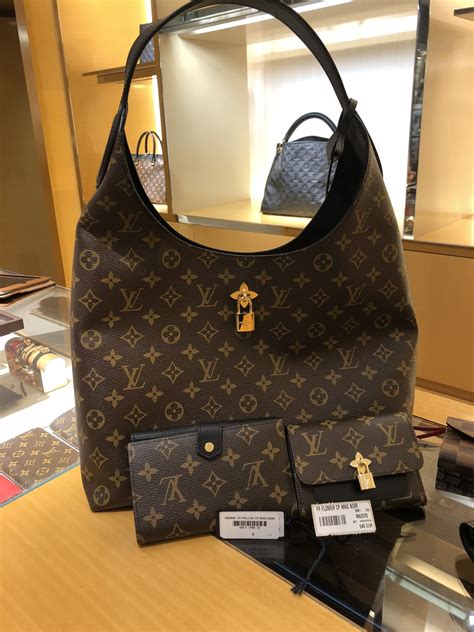 buy louis vuitton handbags paris|louis vuitton outlet in paris.